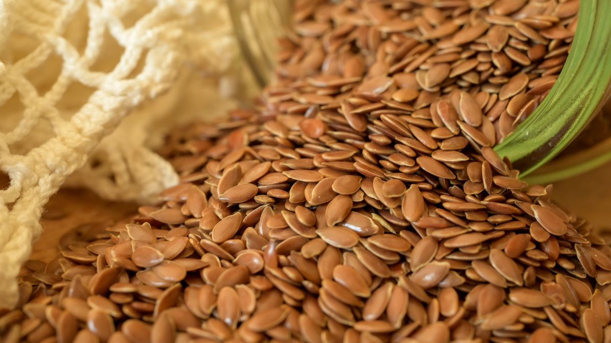 Siemię lniane to zdrowy produkt, który może jednak w niektórych przypadkach zaszkodzić