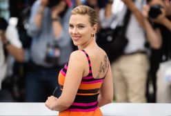 Scarlett Johansson elektryzuje w Cannes. Założyła kreację z poprzedniej dekady