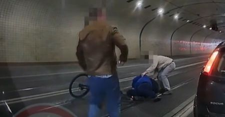 Groźne zdarzenie w Warszawie. Wyszli z aut. Jest nagranie
