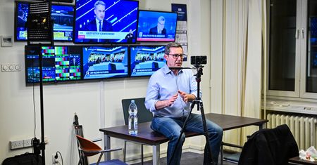 TVP żąda odszkodowania. Czarne chmury m.in. nad Adamczykiem