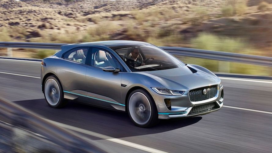 I-Pace nie tylko świetnie wygląda, ale i dobrze jeździ.