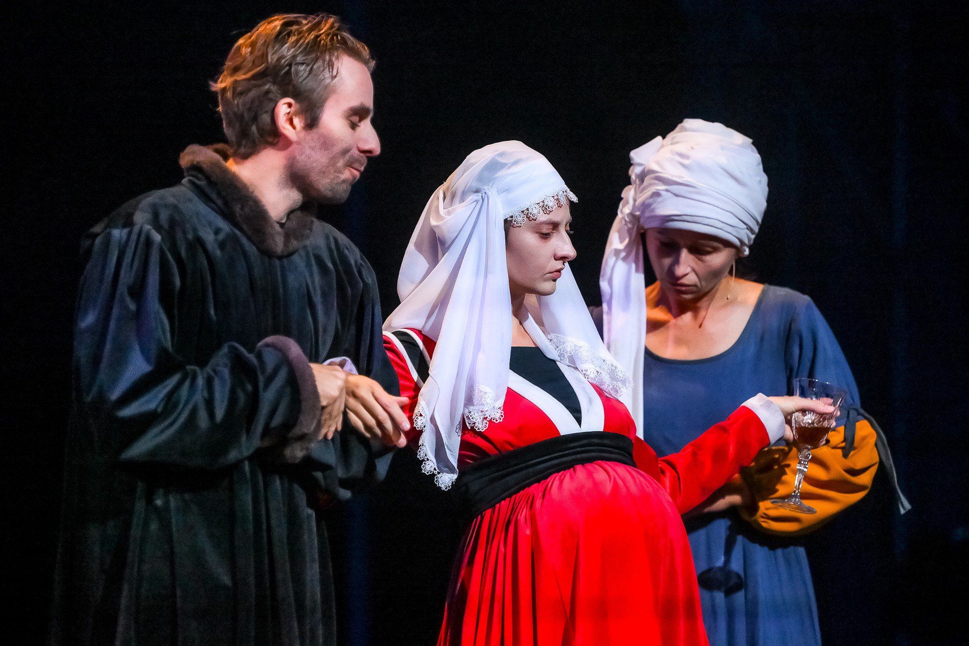 01.10.2025 Gdansk Teatr Wybrzeze - Scena Duza. Próba medialna prapremiery spektaklu Memling, czyli historia koca wiata&#34; w re. Agata Duda Gracz FOT. PRZEMEK SWIDERSKI / POLSKA PRESS / DZIENNIK BALTYCKI