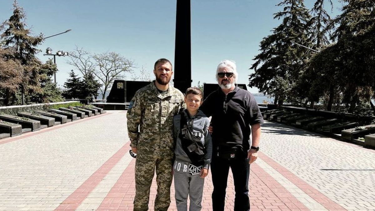 Wasyl Łomaczenko (z lewej) broni Ukrainy 