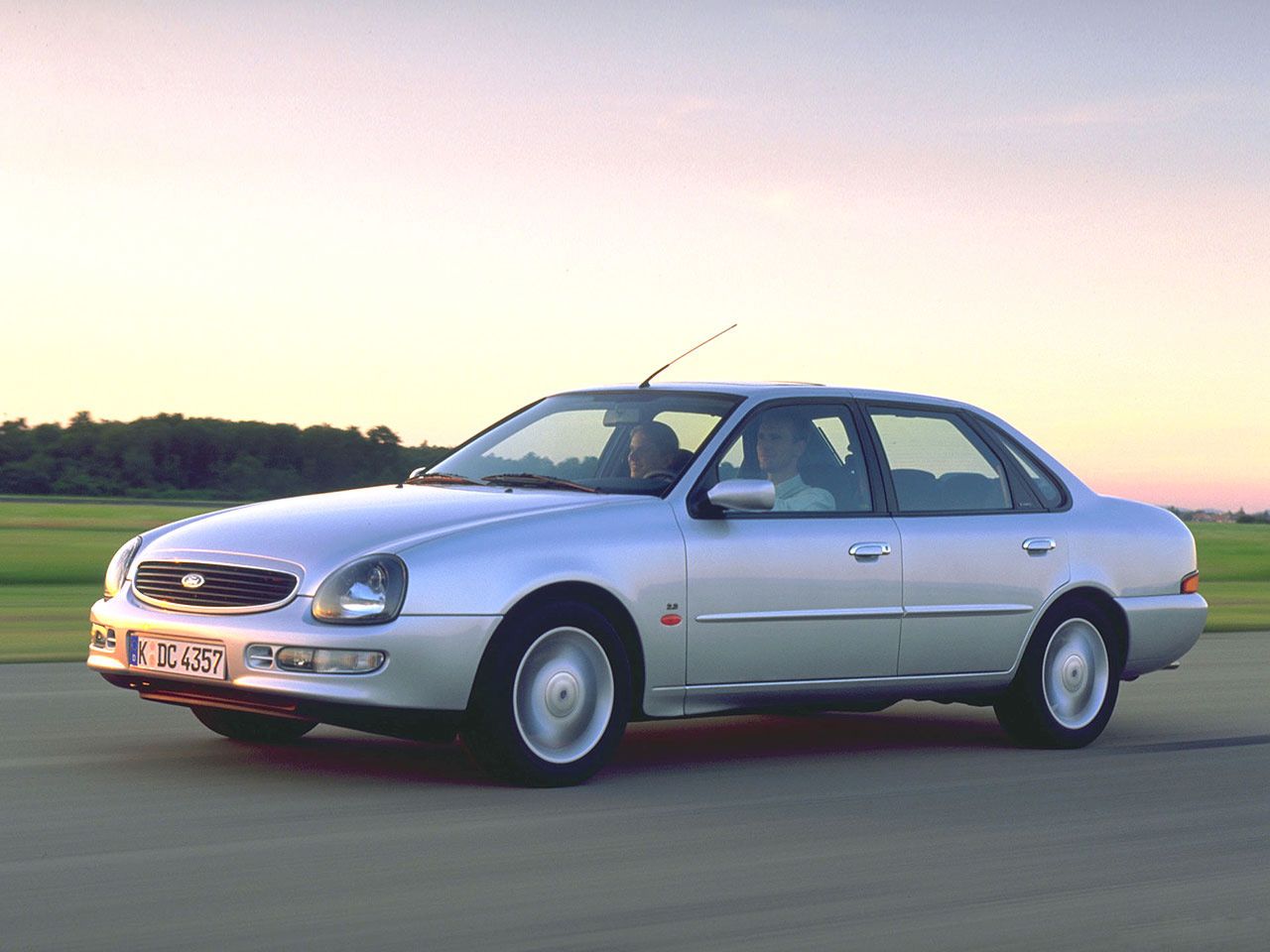 Ford Scorpio 2