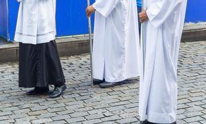 Nigdy nie mów tak do księdza. Ten błąd popełnia wielu Polaków