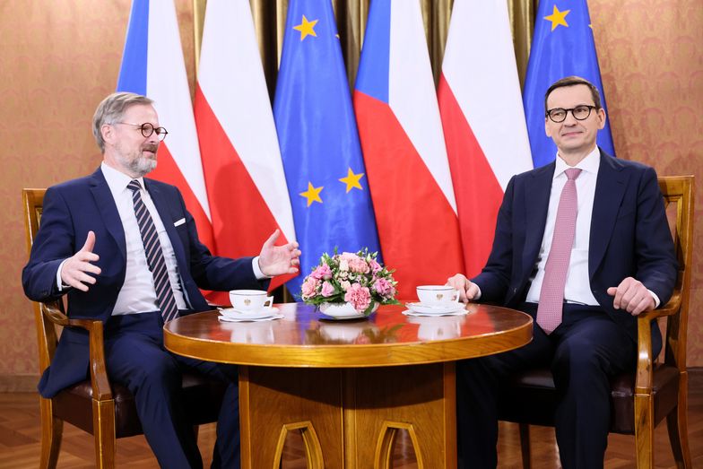 Co, jeśli Putin pójdzie dalej? Czechy i Polska tworzą plan na wypadek, gdyby zakręcił kurek z ropą