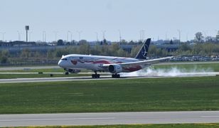 Ewakuacja z Indii. Samolot z chorymi na COVID-19 dyplomatami wylądował na Okęciu