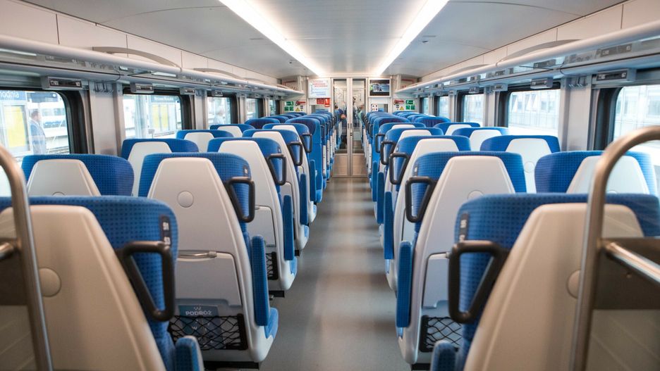 Wnętrze pociągu PKP Intercity ED160 (Flirt) 