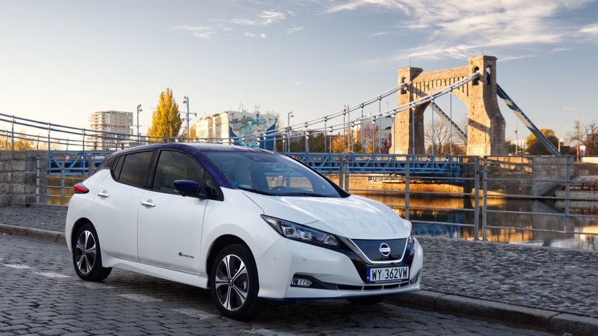 Nissan Leaf. Zmieniły się głównie detale niewidoczne z zewnątrz.