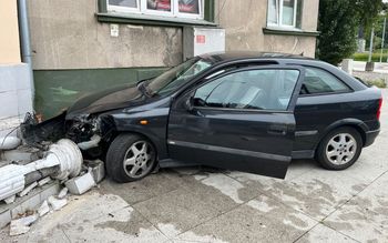 Gorzów: Pijany kierowca opla wjechał w budynek
