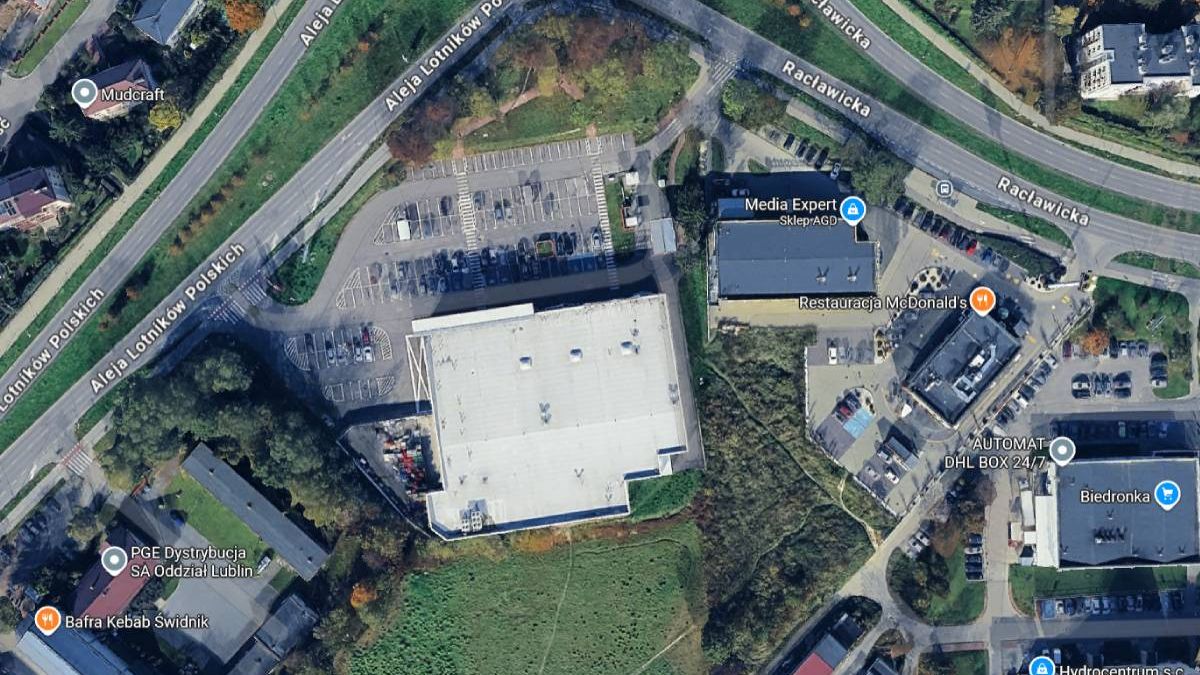 Budynek po dawnym Carrefourze przy Al. Lotników Polskich w Świdniku kupiła Stokrotka