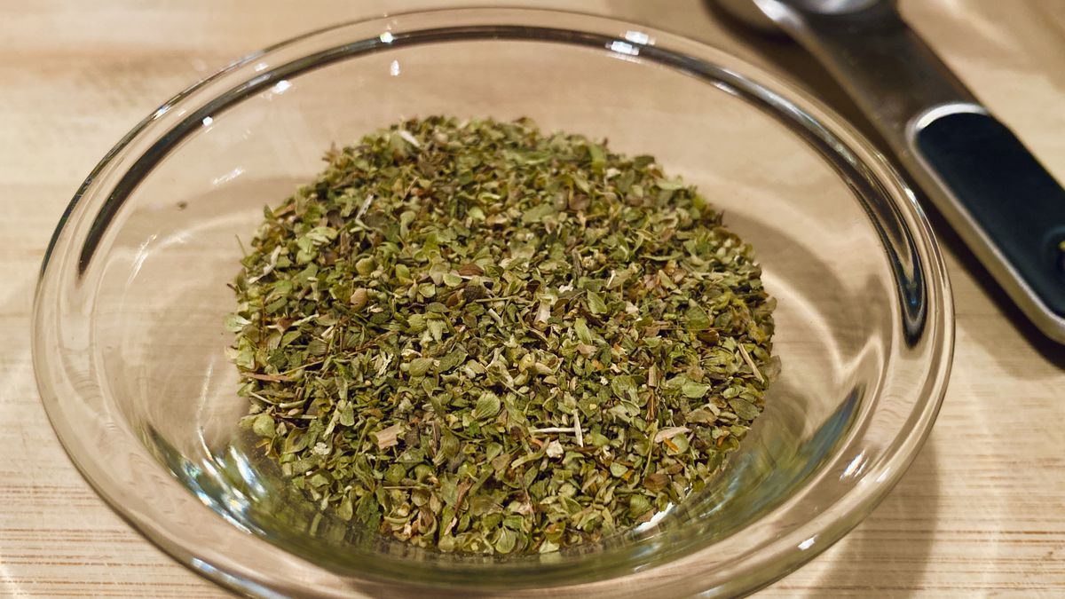 Oregano in a dish, with measuring spoon
Annmarie Young Photography