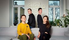 Karolina Moskal odpowiada za PR w agencji 19 Południk. W zespole Vladek Siedov i Dominik Żelazny