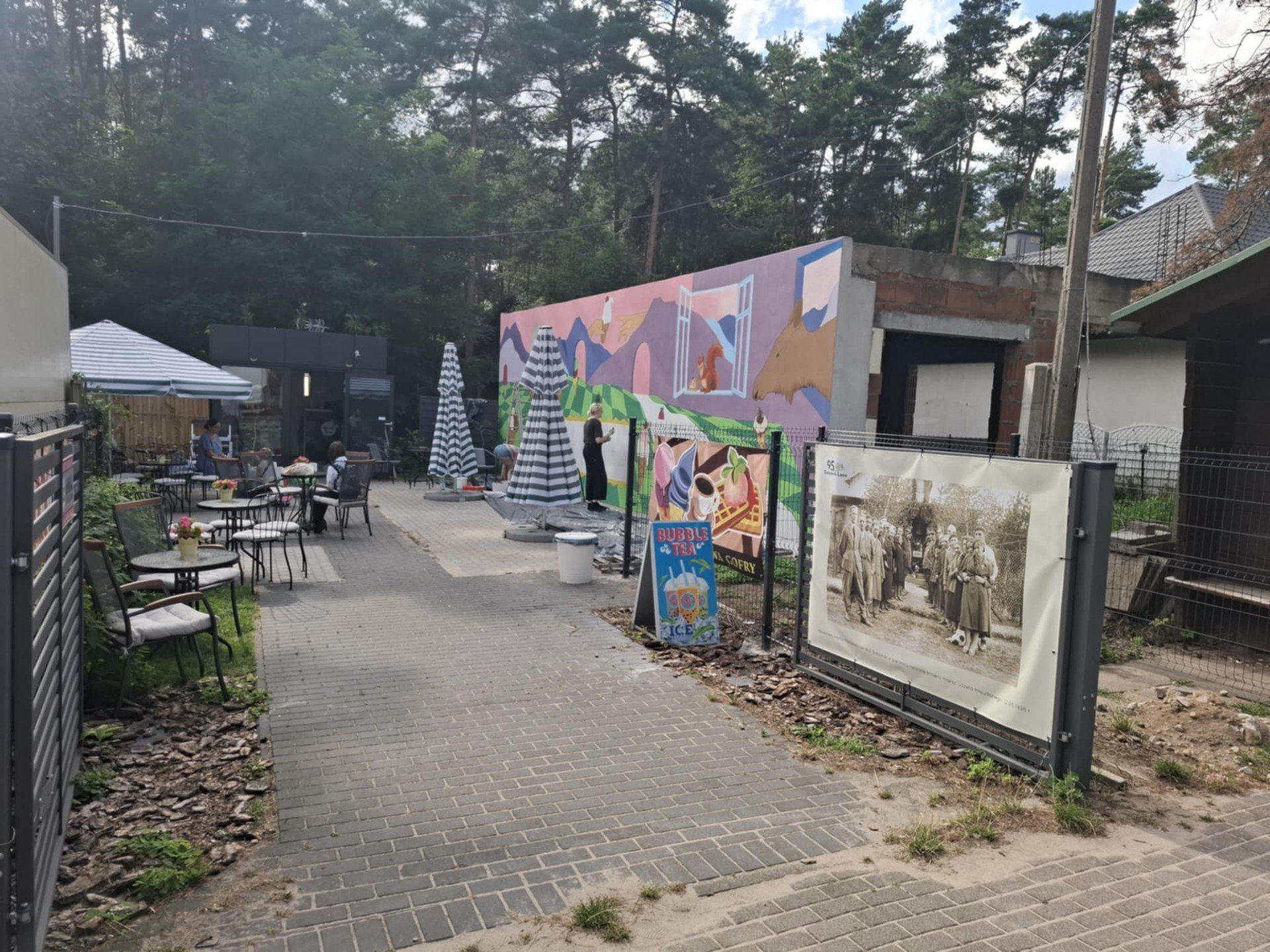 Mural w Sokolnikach-Lesie
