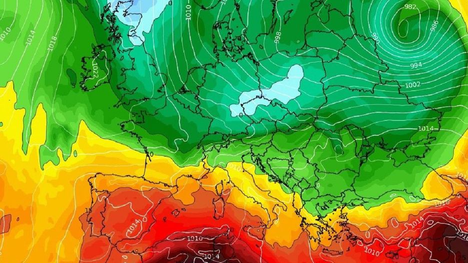 Potężny cyklon nadciąga nad Europę