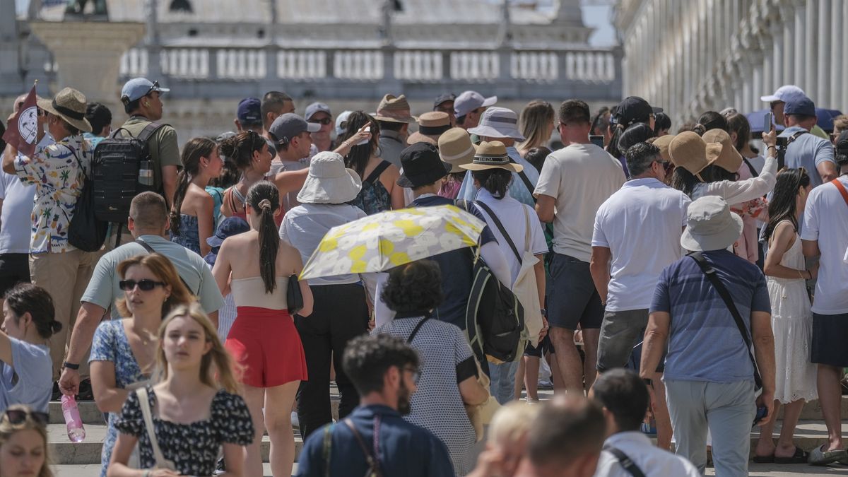 Wenecja od lat ma problem z nadmierną liczbą turystów