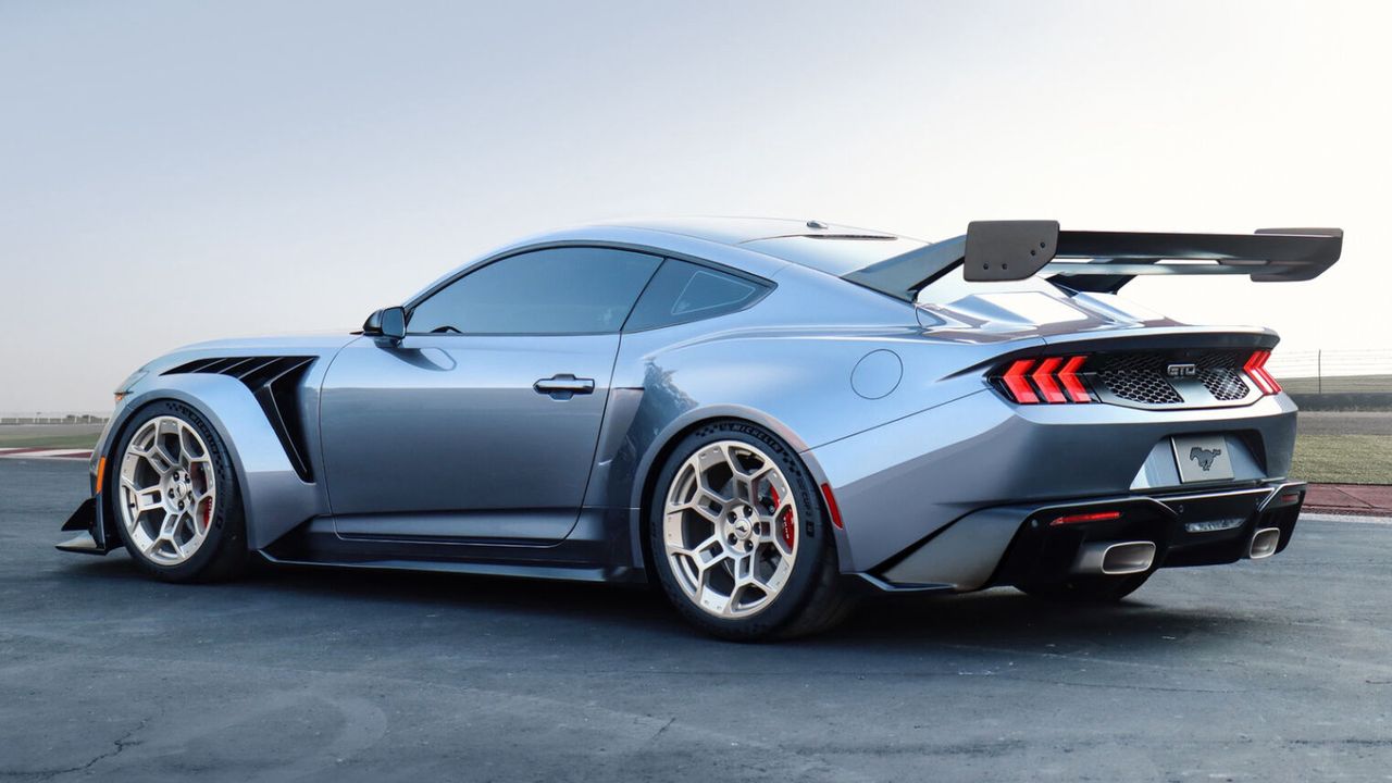 Ford Mustang GTD chce podbić Nurburgring. Powalczy z Porsche i Mercedesem