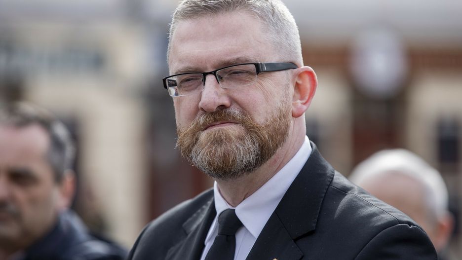 "Niedzielski ministrem choroby". Grzegorz Braun nie zamierza przeprosić 