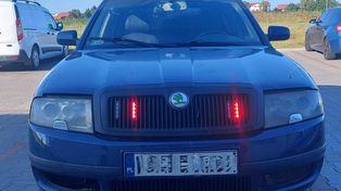 Zamontował w skodzie światła imitujące pojazd uprzywilejowany. Kierowca stanie przed sądem