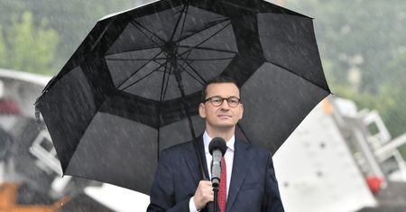 Morawiecki ma w przyszłym tygodniu rozmawiać o budżecie unijnym z szefem Rady Europejskiej