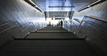 Warszawa: Metro nie rozwiązuje problemu schronów w stolicy