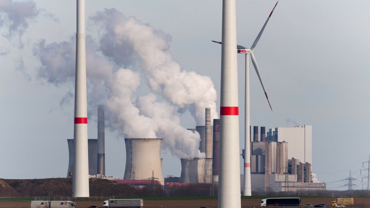 Elektrownia weglowa RWE Power AG Kraftwerk w Niemczech