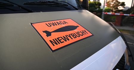 Ewakuacja ok. 300 osób. Niewybuch przy szkole