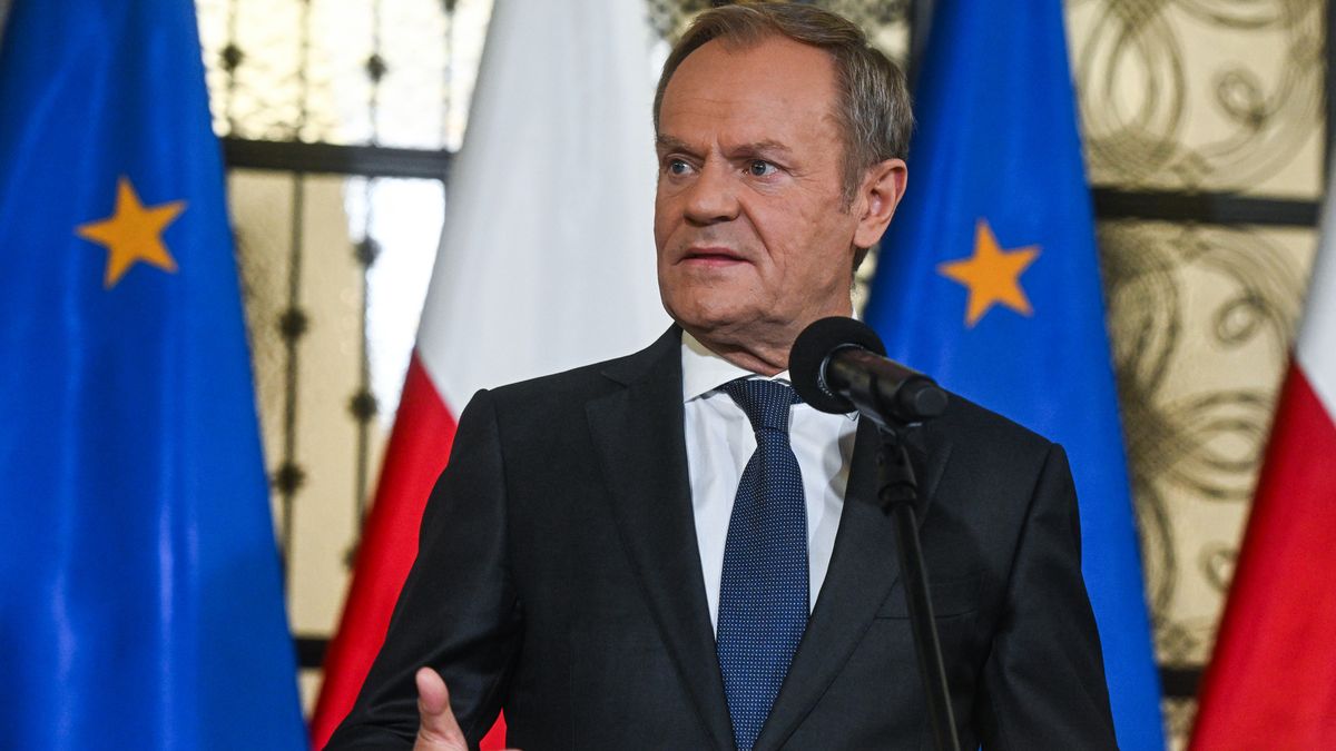 WARSAW, POLAND - OCTOBER 24: The leader of Civic Coalition (KO), Donald Tusk stands among the leader of Poland 2050 Party, Szymon Holownia, the Leader of Polish People's Party (PSL), Wladyslaw Kosiniak Kamysz and one of the Leaders of the New Left, Wlodzimierz Czarzasty as they give a press statement in Warsaw, Poland on October 24, 2023. On Tuesday and Wednesday, Oct . 24 and 25 President Andrzej Duda will hold individual consultations with leaders of political parties that have won seats in the parliament of the new term. With the results of the Parliamentary elections out, Poland's democratic opposition made of the Civic Coalition, The Third Way Political alliance, and The New Left has the chance to rule with a majority and all have refused to enter a coalition with the ruling government party, Law and Justice. (Photo by Omar Marques/Anadolu via Getty Images)