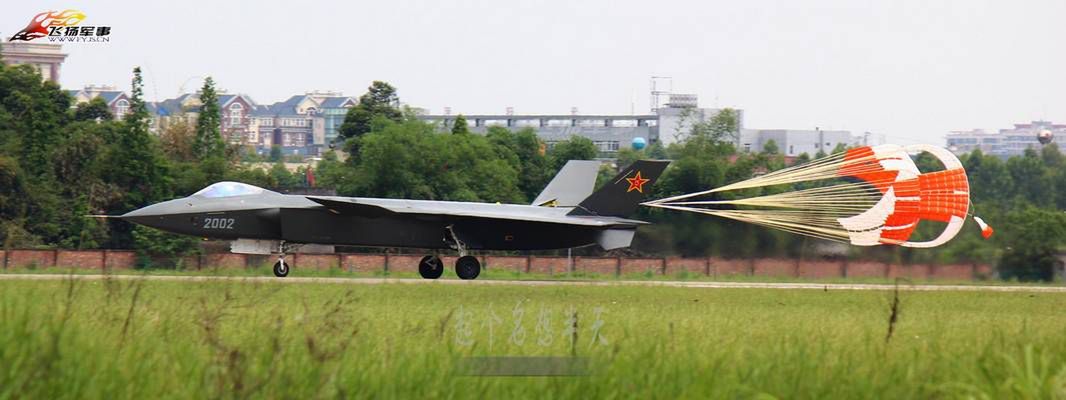 Nowe zdjęcia Chengdu J-20. Chińczycy pokazują swój supermyśliwiec 3
