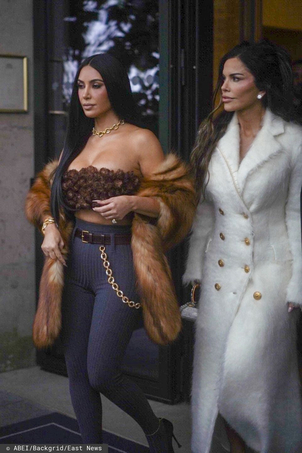 Kim Kardashian sp?dza czas z Lauren Sanchez
Paris, FRANCE  - Kim Kardashian and Lauren Sanchez spend time together in Paris.

Pictured: Kim Kardashian, Lauren Sanchez,

BACKGRID USA 15 MAY 2025 

BYLINE MUST READ: Vendetta dailly / BACKGRID

USA: +1 310 798 9111 / usasales@backgrid.com

UK: +44 208 344 2007 / uksales@backgrid.com

*UK Clients - Pictures Containing Children
Please Pixelate Face Prior To Publication*
ABEI