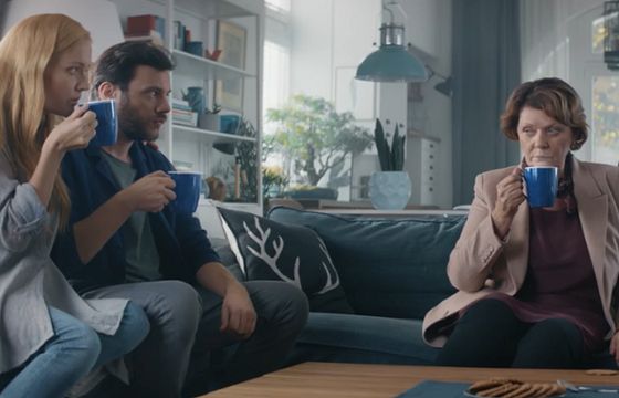 Wizyta teściowej w reklamie rozpuszczalnej kawy Prima (wideo)