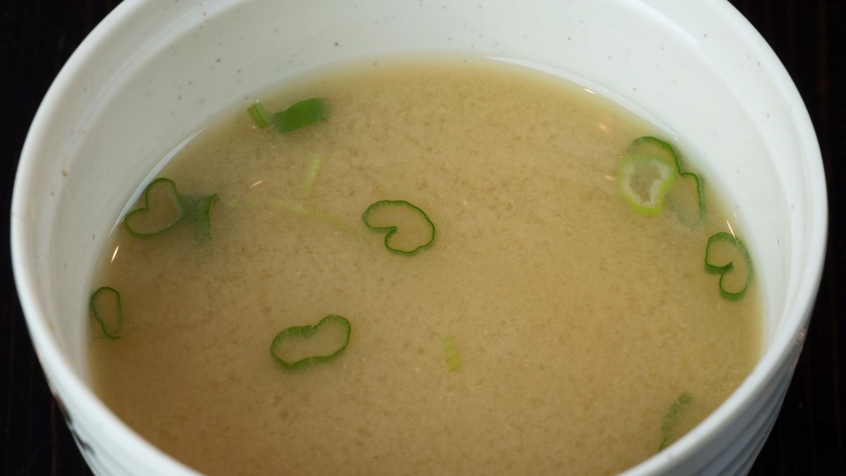 Miso Soup Close-up
Miso Soup Close-up
razerbird