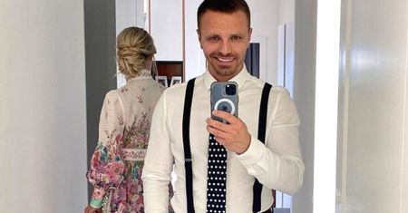 Marcin Hakiel spędza czas z tajemniczą kobietą. To dlatego jej nie pokazuje