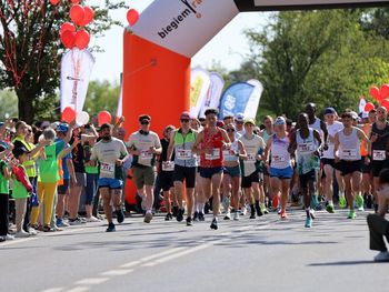 Rekordowy Półmaraton Radomskiego Czerwca '76. Wystartowało blisko 900 osób