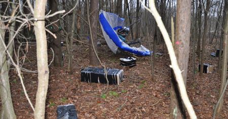 Przemyt motolotnią. Ledwo pilot przekroczył granice, namierzyli go funkcjonariusze