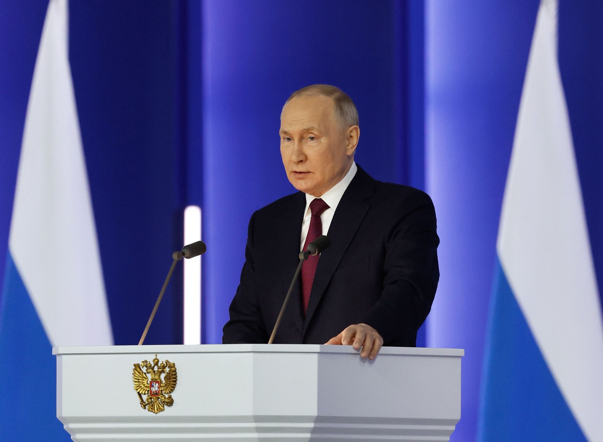 Russia's President Vladimir Putin delivers his annual address before the Federal Assembly at the Gostiny Dvor conference center in Moscow, Russia, 21 February 2023. 'The goal of the West is to inflict a strategic defeat on Russia, to end us once and for all. We will react accordingly, because we are talking about the existence of our country', Putin said during his state of the nation address. About 1,200 people, including lawmakers of Russiaâ��s two-chamber parliament, Government members, heads of the Constitutional and Supreme court, and regional governors, were invited to attend the event. EPA/DMITRY ASTAKHOV / SPUTNIK / GOVERNMENT PRESS SERVICE POOL MANDATORY CREDIT Dostawca: PAP/EPA.