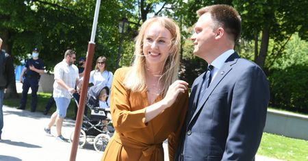 Wybory prezydenckie 2020. Szymon Hołownia ostro o wojnie PiS i PO. Uderzył w "fantazje" o. Tadeusza Rydzyka