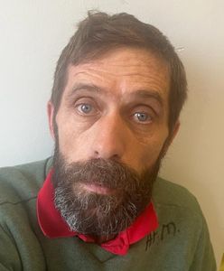 Mężczyzna nie pamięta, kim jest. Policja prosi o pomoc