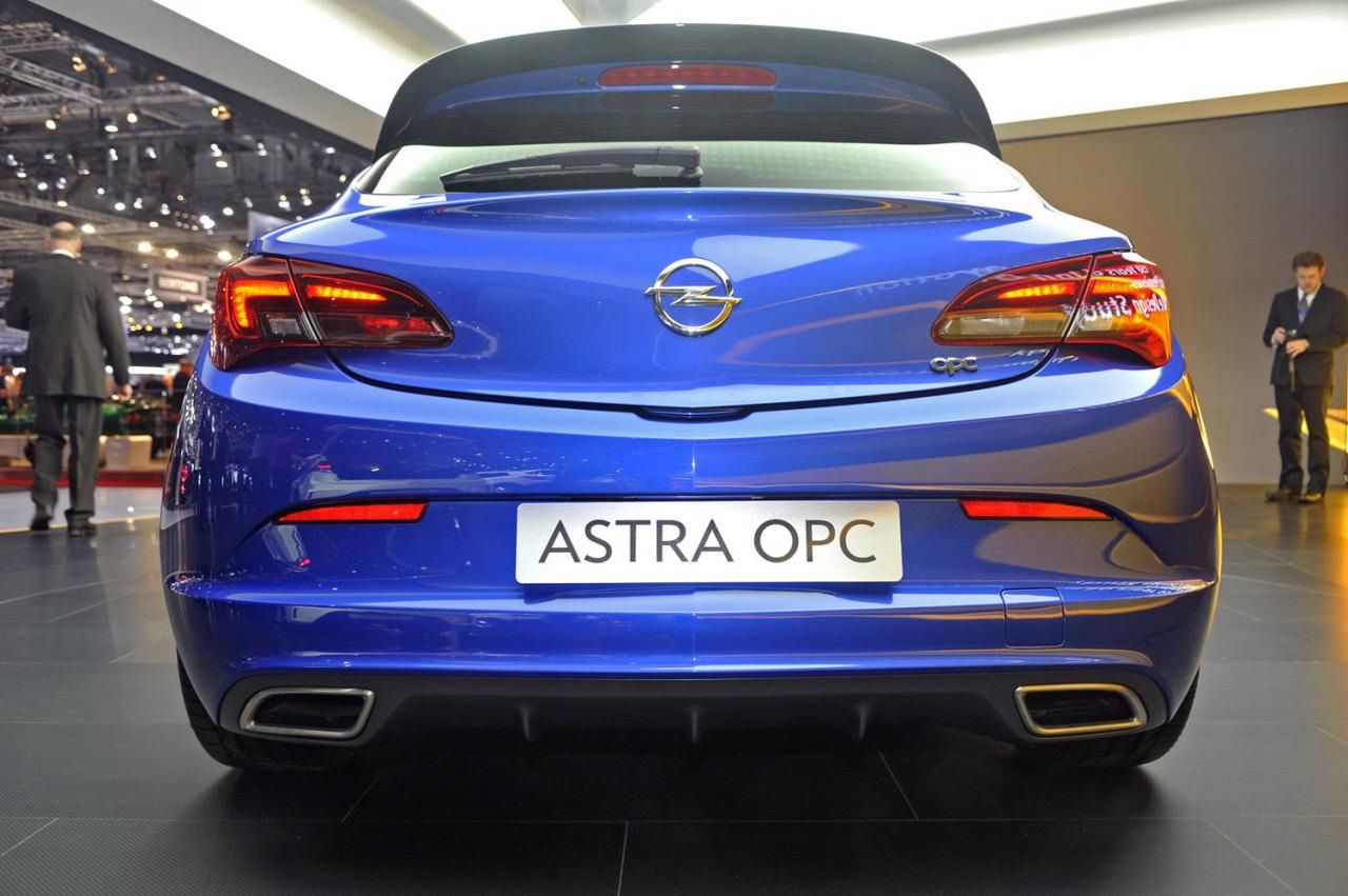 Opel Astra OPC