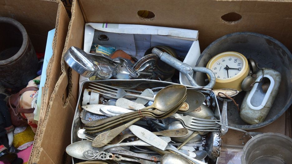 Ostatni w tym roku roku targ staroci będzie okazją do kupowania niezwykłych okazów bibelotów, książek i &#34;cudeniek&#34;