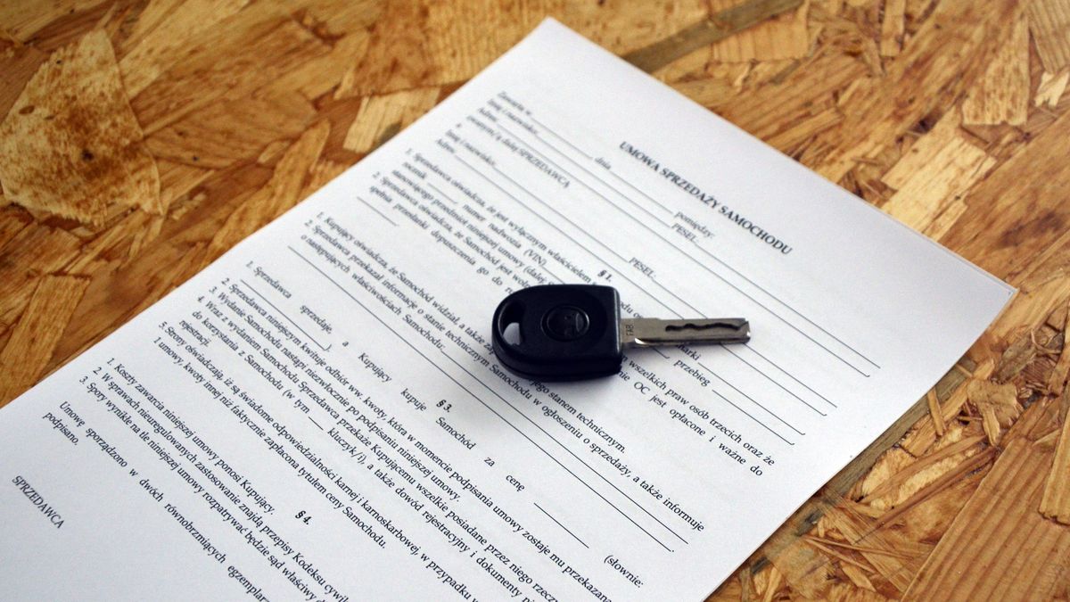 Umowa kupna-sprzedaży samochodu