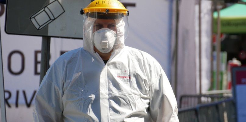 Gwałtownie wzrasta ilość zarażonych Covid-19