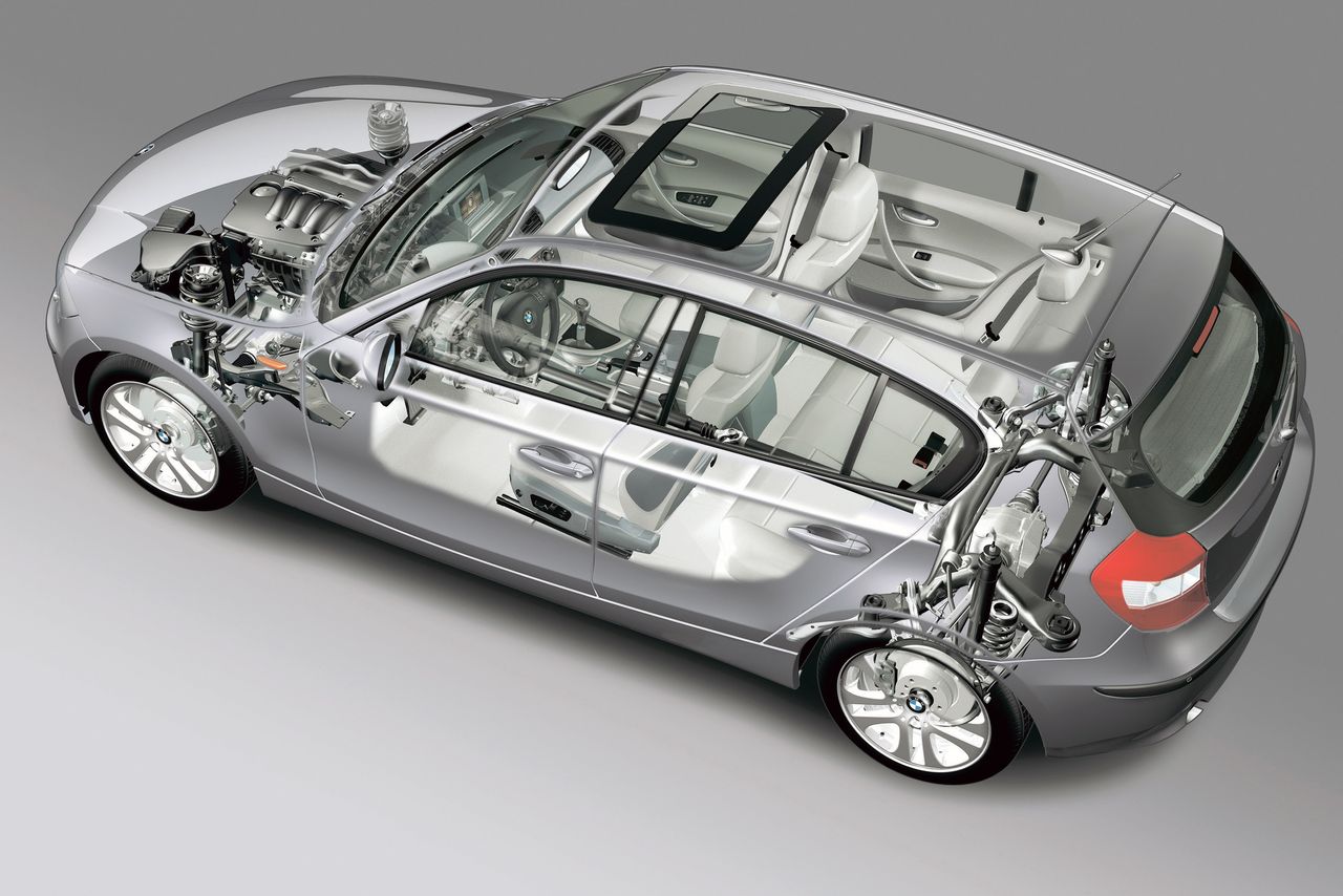 Konstrukcja BMW Serii 1 jest jak przystało na segment premium – dość skomplikowana