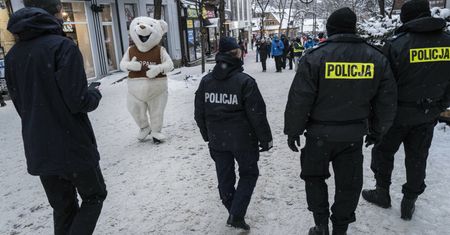 Sylwester 2021: jakie obostrzenia obowiązują?