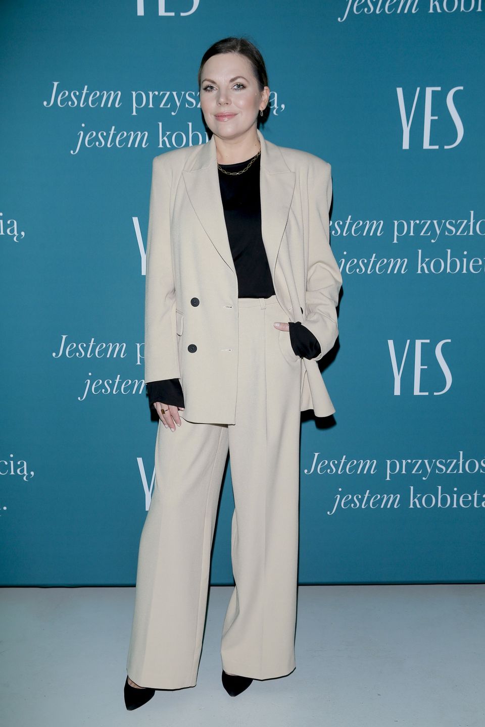 Aleksandra Kwaśniewska bawi się formą
