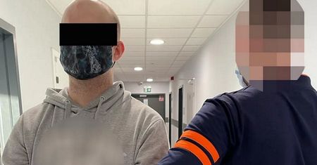 Poznali się w sieci. Straszył ją porwaniem i gwałtem. "Zaproszę znajomych"