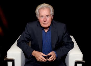 Martin Sheen to przybrane imię i nazwisko. Dziś głęboko tego żałuje