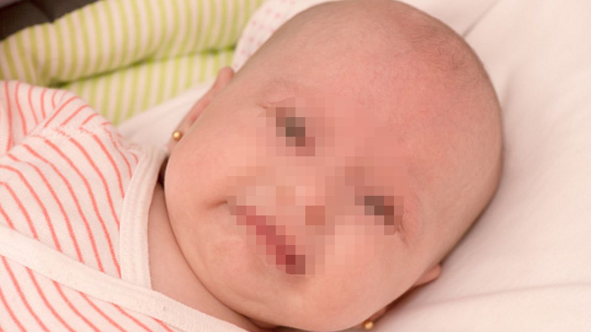 Babcia przekuła wnuczce uszy, nie pytając jej jednak o zgodę (zdjęcie ilustracyjne)