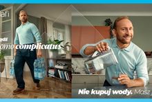 Borys Szyc i Krystyna Czubówna w nowej reklamie Dafi
