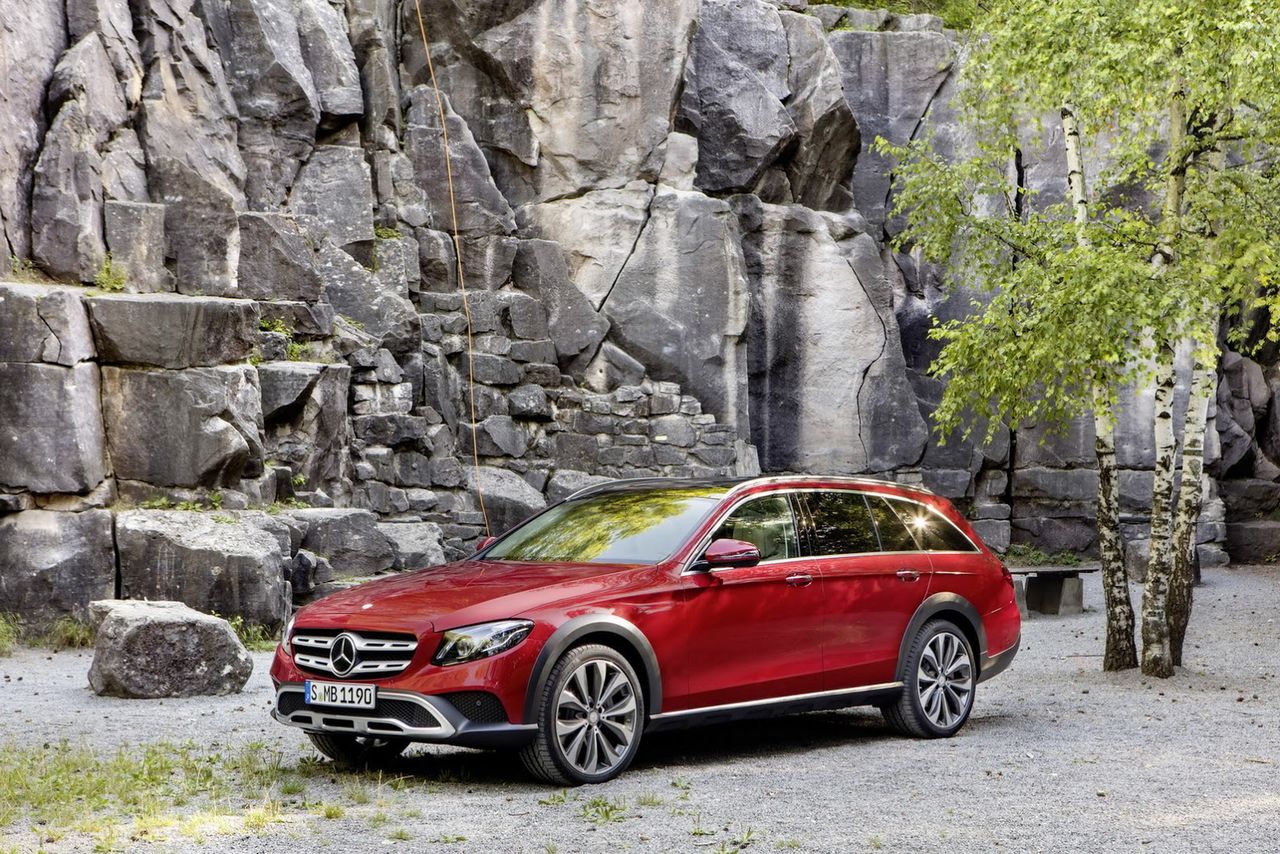 Mercedes-Benz Klasy E All-Terrain powalczy z Audi i Volvo